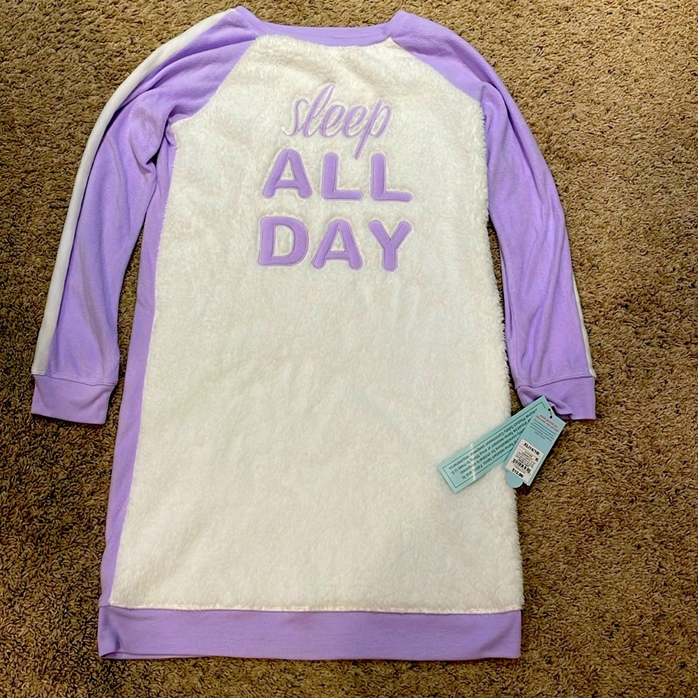 Cat & Jack Sleepwear “Sleep ALL DAY”- size 14/16 (XL)